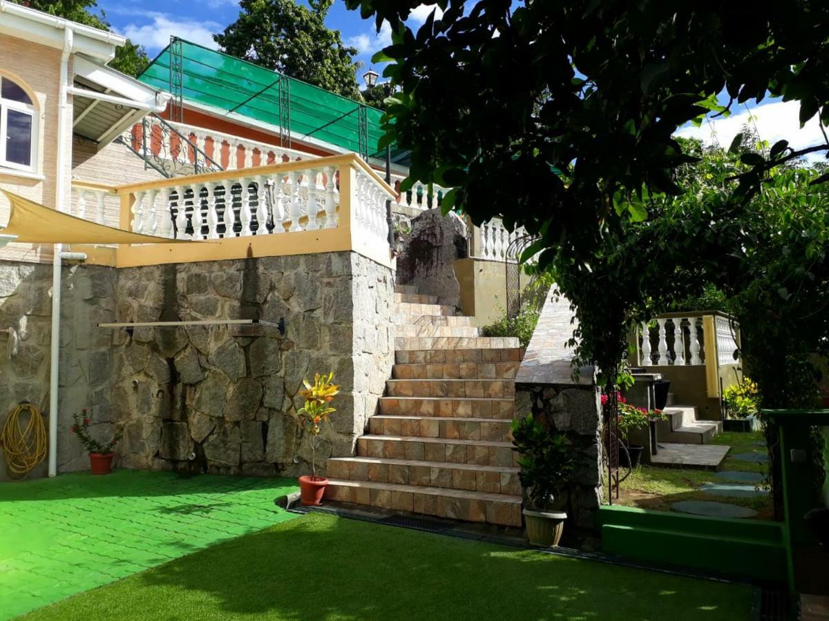 Hibiscus House Seychelles Self Catering Victoria Exterior foto